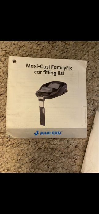 Scaun auto + baza Maxi Cosi