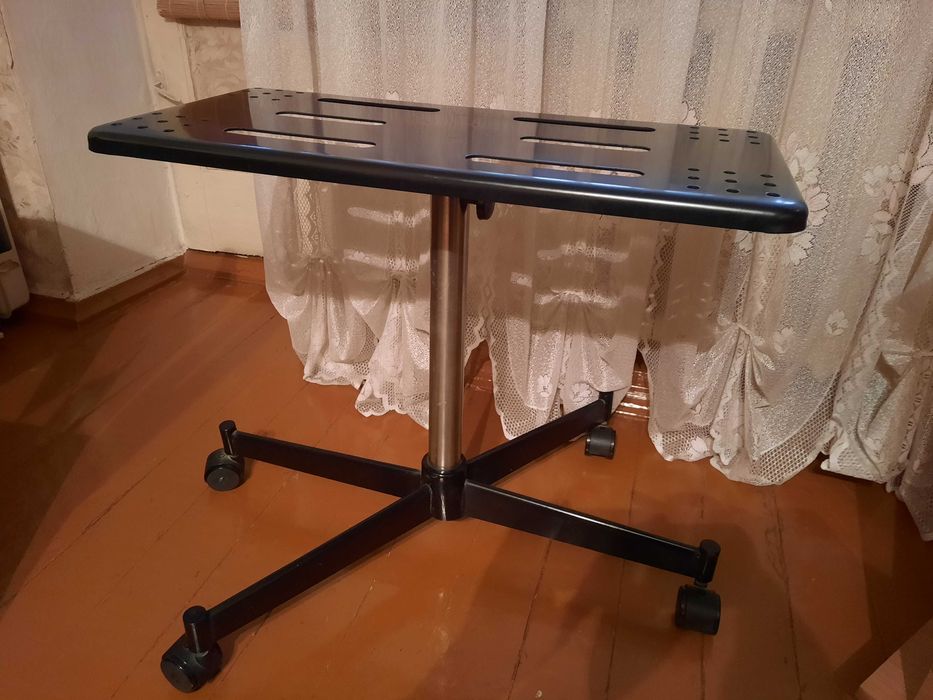 Подставка под телевизор