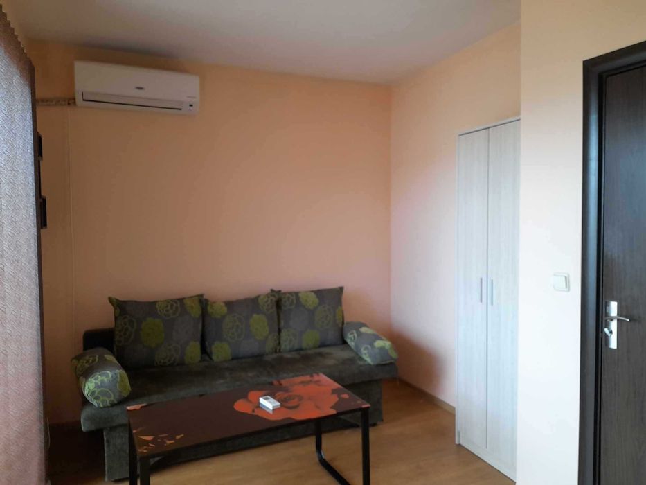 Дава се под наем Двустаен апартамент в Варна, Цветен квартал - 50 кв.м за 408 € - Снимка #6