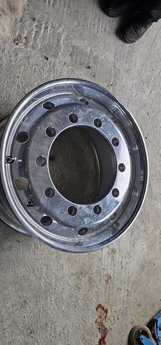 Vand Jante Camion/cauciuri dunlop