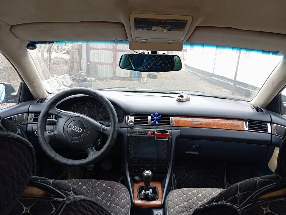Ауди А6 С5 1997г.
