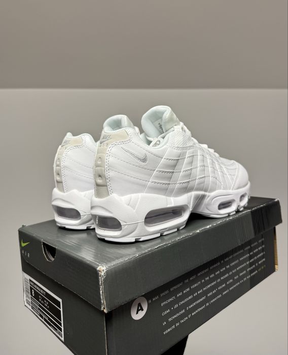 Nike Air Max 95 Triple White