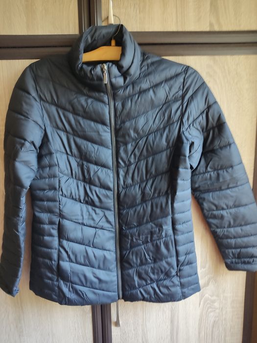 Дамски преходни якета