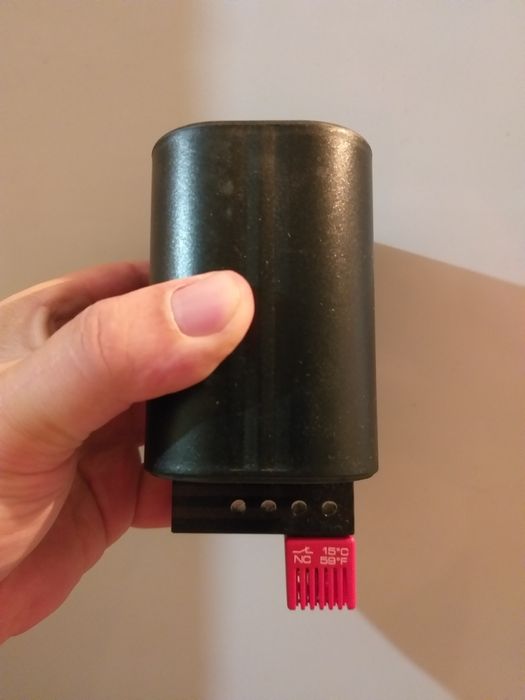 Продам нагреватель с встроенным термостатом