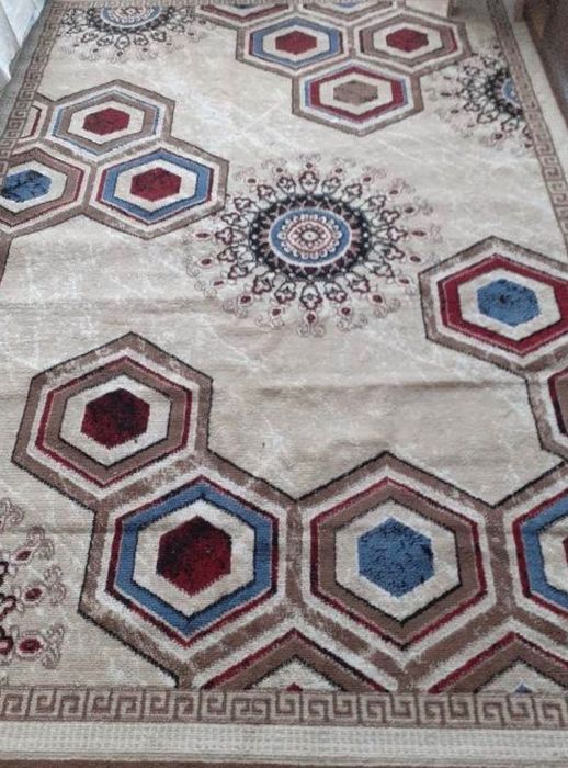 ковер б/у в отличном состоянии