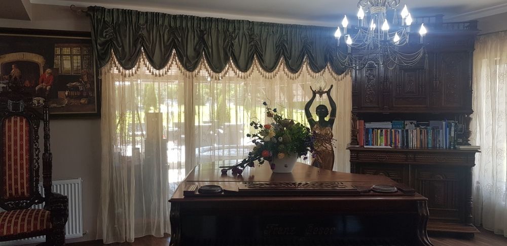 Vand draperii ornamentale,matase naturale,verde smarald