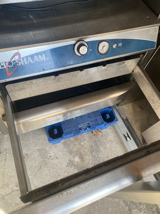 Alto shaam топъл шкаф