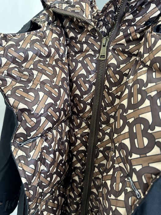 Куртка пуховик новая Burberry