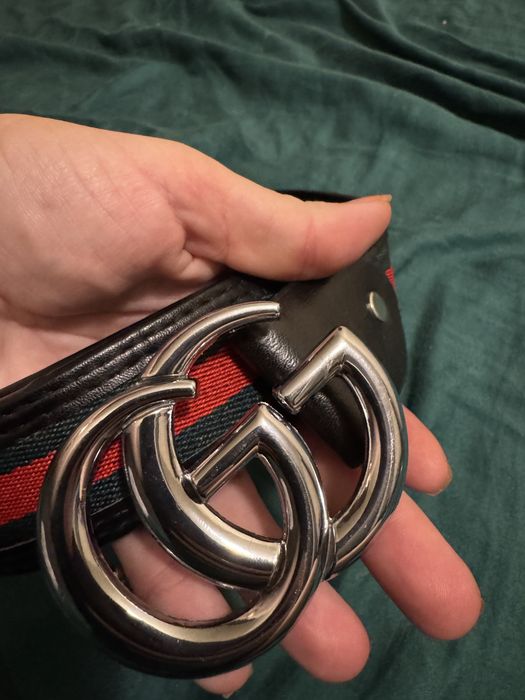 Curea Gucci cu catarama argintie