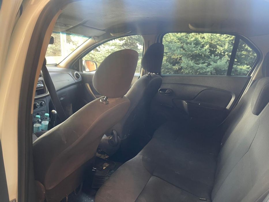 Продам рено логан