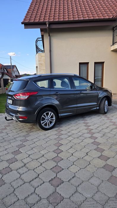 Ford Kuga (Titanium) 2.0 TDCi 180 CP 4x4 PowerShift 2016