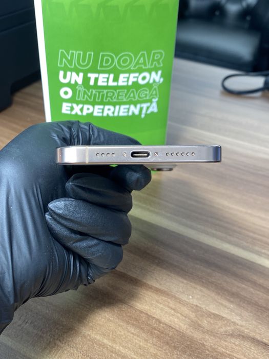 iPhone 16 Pro Max • 256 GB • Desert Titanium