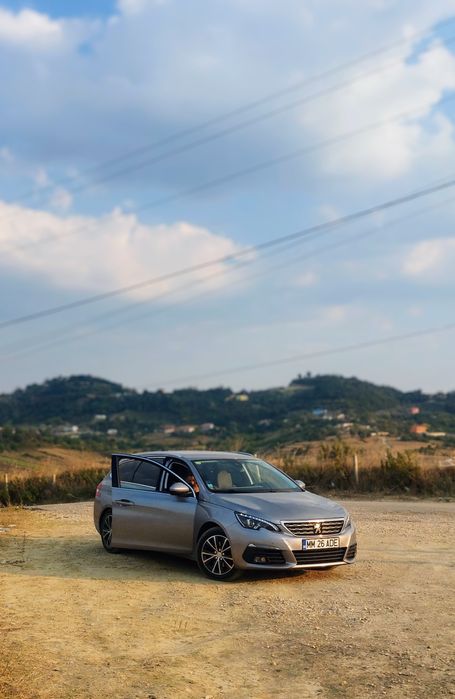 Vând  peugeot 308 SW