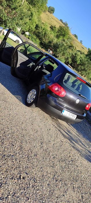Volkswagen Golf 5 | 2005 | 1.6 MPI 102cp Benzină | Stare Impecabila !