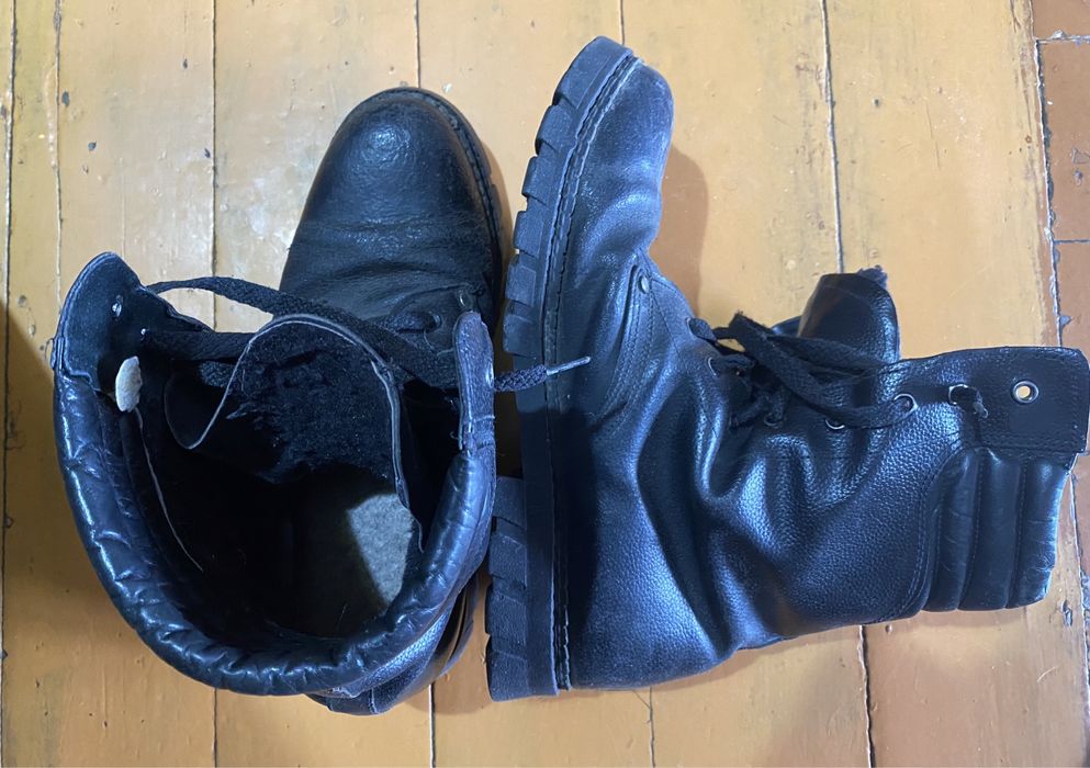 Отдам берцы зимние