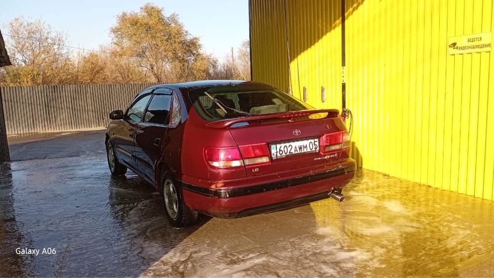 Продам Тайота Карина Е