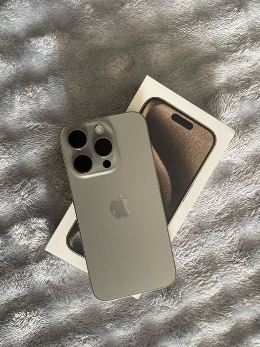 Обменяю айфон 15 про