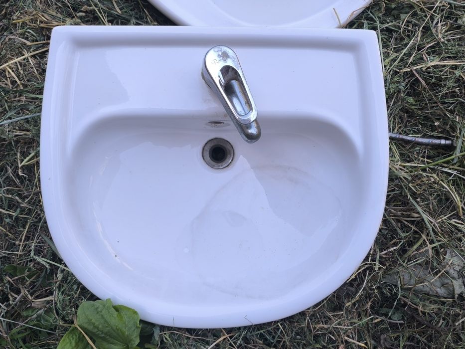 Продам раковины и унитазы