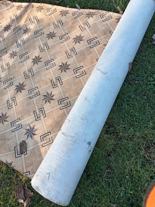 Линолеум ССС бывший в употреблении