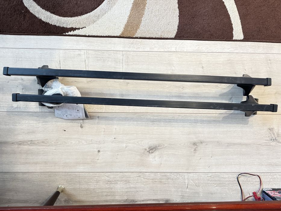 Bare transversale Toyota Avensis 2004