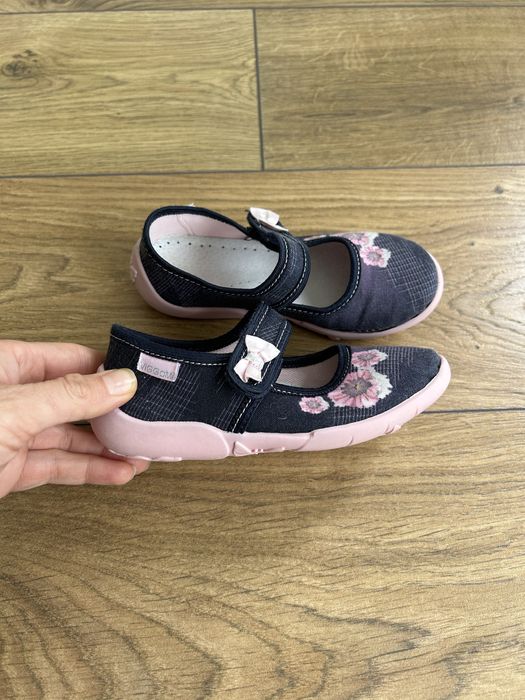 Пантофи за момиче - различни размери