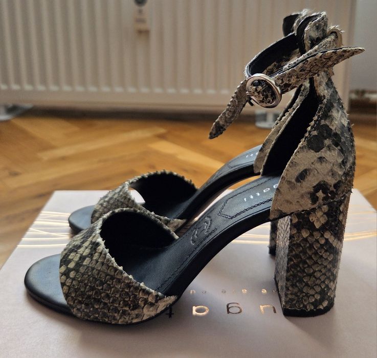 Сандали Bugatti  36 номер