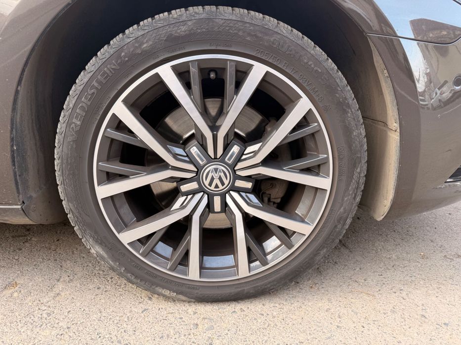 Jante VW  originale Tulsa R17 cu cauciucuri, in stare foarte buna