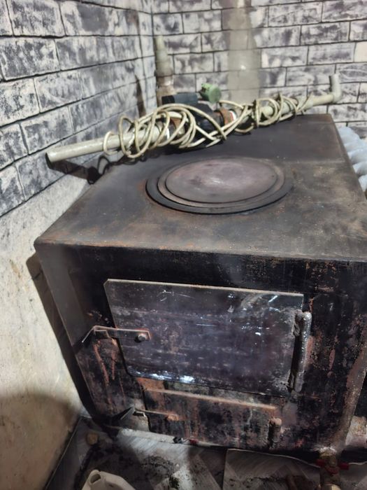 Печка+насос+батарея,продам всё вместе.