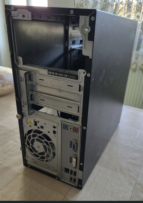 Carcasa hp pro cu placa de baza si procesor i7 3770