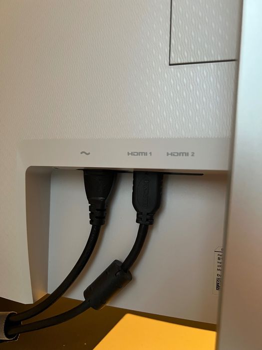 Monitor Dell S3221QS