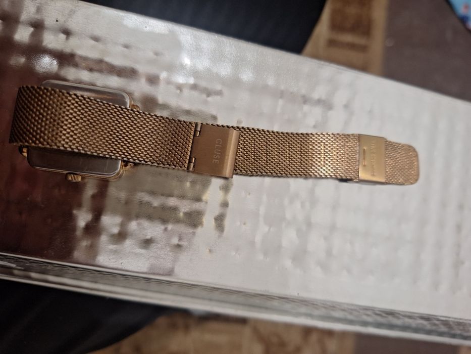 Ceas de dama Cluse auriu