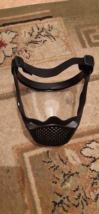 Защитная маска от стружек