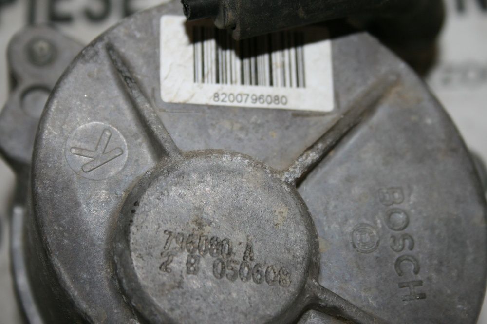 Pompa Vacuum Nissan Qashqai Renault Koleos 2.0 Dci M9R