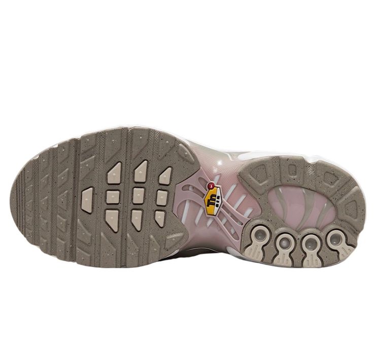 Дамски снейкъри Nike Air Max PLUS