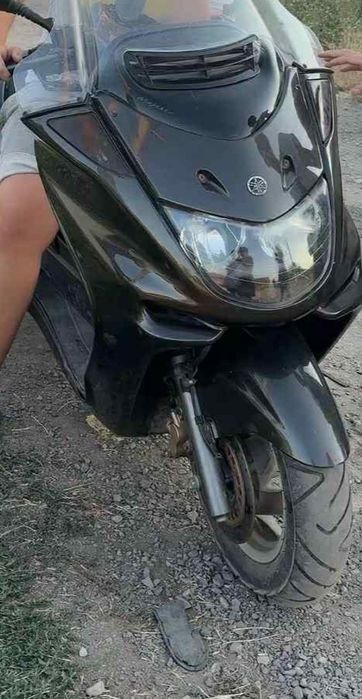 Продавам Имаха маджести 250 2005г