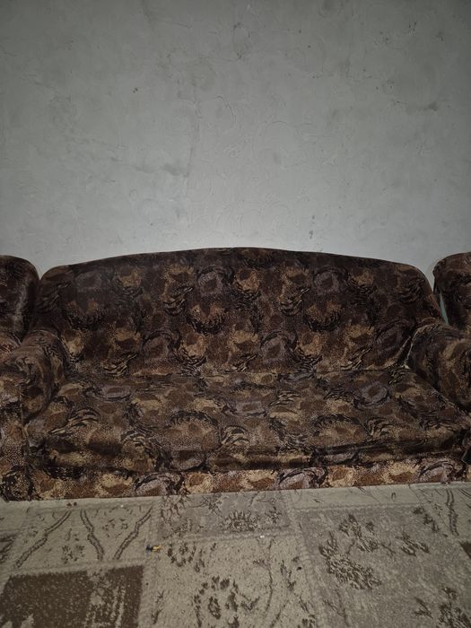 Диван сатылады 20,000 тг