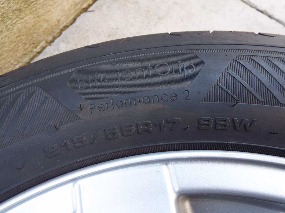 vand 4 anvelope de vara 215/55/17 goodyear efficientgrip performance2