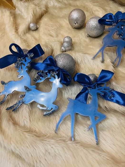 Ръчно изработени коледни играчки