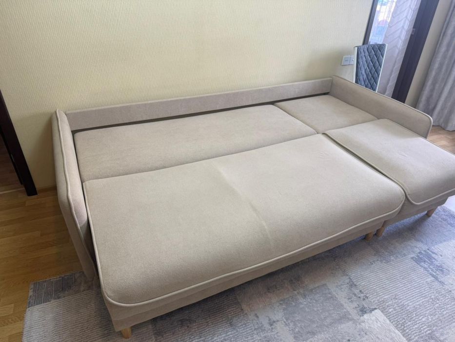 Продам диван срочно