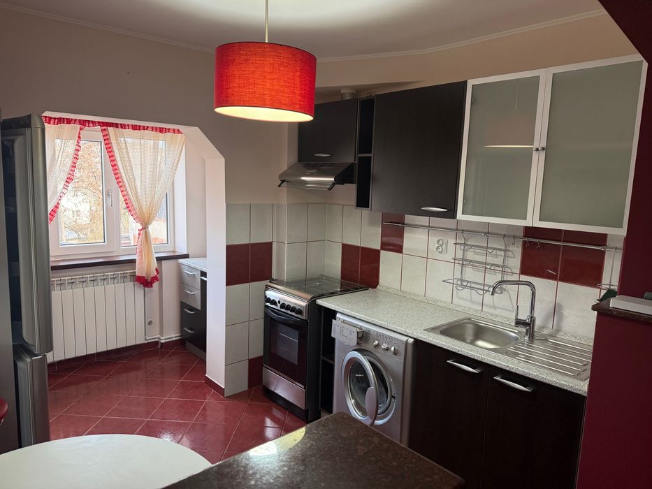 Închiriez apartament 2 camere complet mobilat și utilat