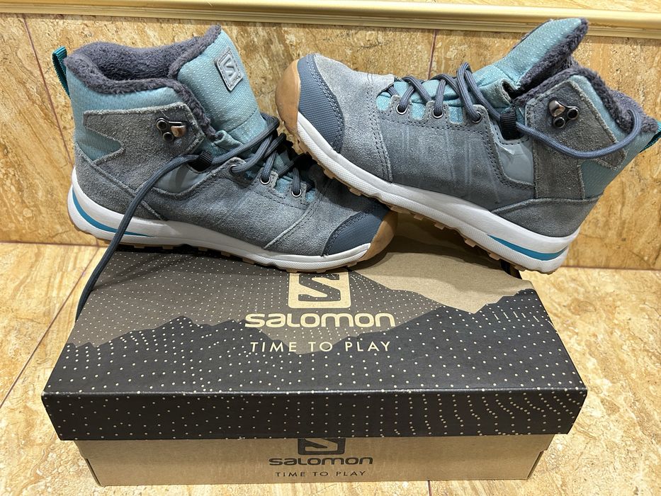 Оригинални  маратонки номер 33 и двата модела