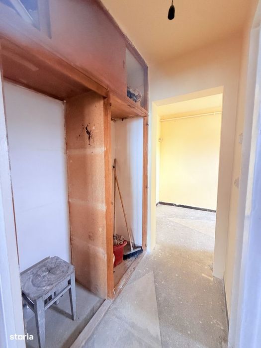 Vand apartament cu 2 camere, cu vedere superba, zona Semicentrala