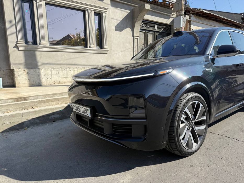 Li 9 Max full sotiladi