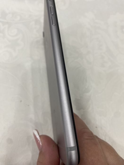 Продам Айфон 6 s plus