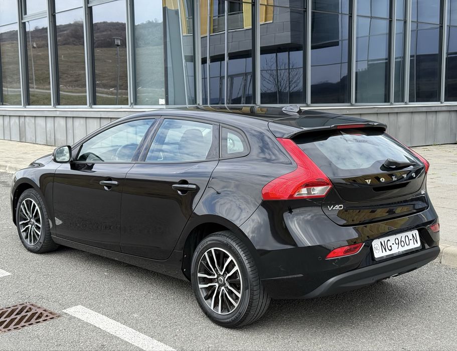 Volvo V40 2 litri euro 6 Facelift 2017