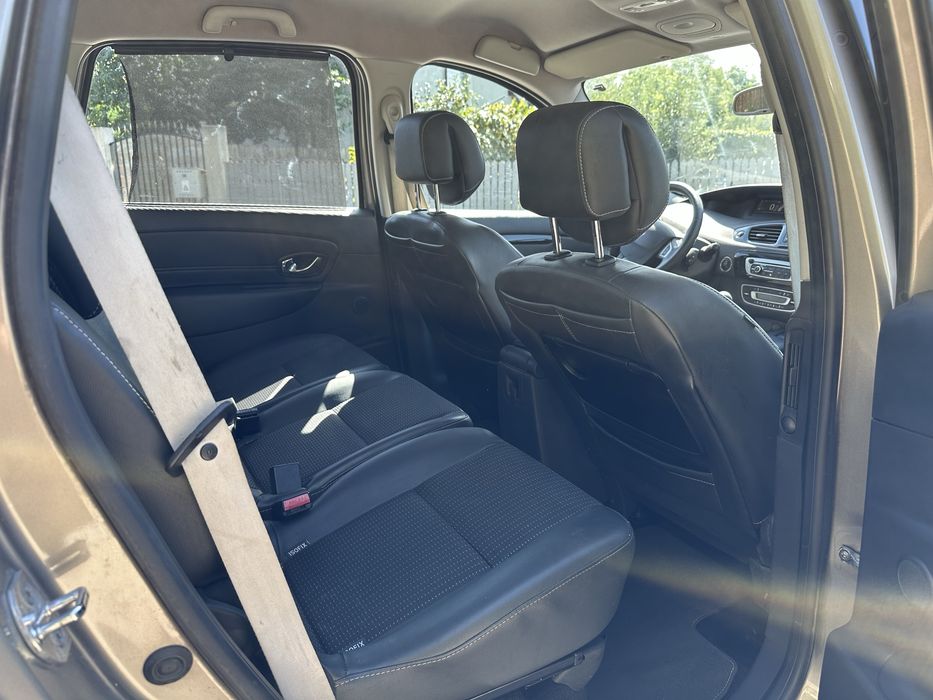 Renault Scenic / 2012 / 1.5 dci / bose