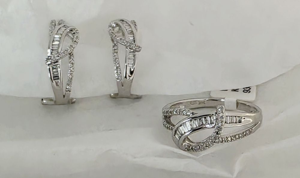 Красивы ювелирный комплект