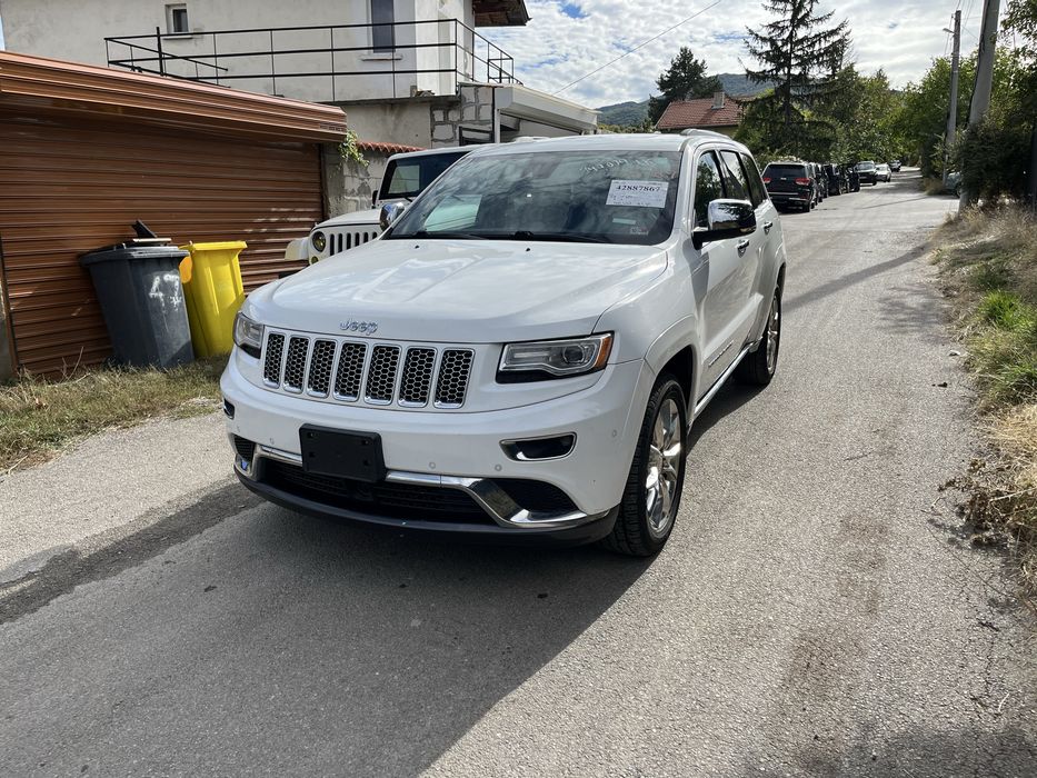 Продавам grand cherokee wk2 3.6 Summit на части