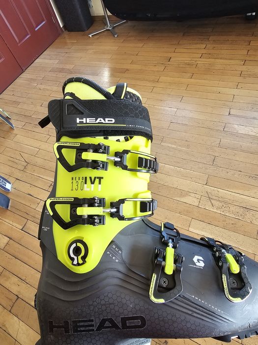 Ски обувки на HEAD Nexo LYT 130
