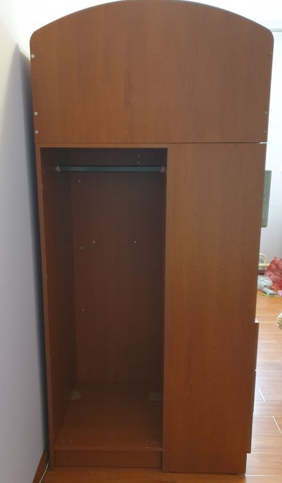 Двухъярусная кровать